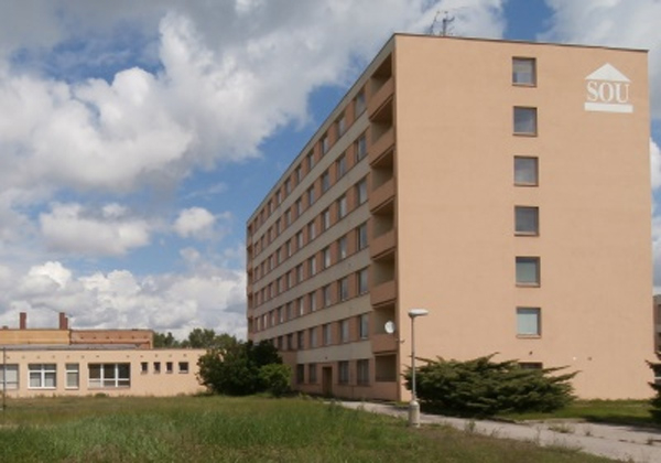 Prodej bývalého školního areálu v Brně-Chrlicích míří do finále