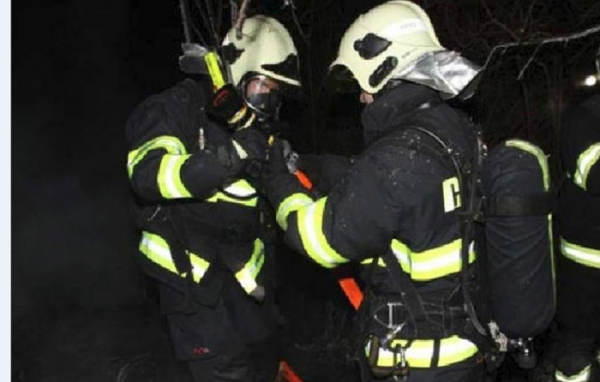 Při výbuchu propan-butanové tlakové lahve v Brně muselo být evakuováno 13 obyvatel domu