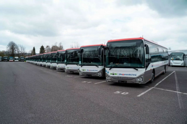 31 nových bezbariérových autobusů vyjede v létě v Jihomoravském kraji