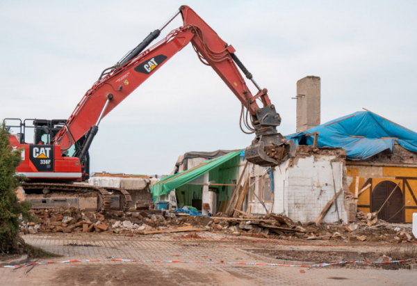 Bourání poničených domů potrvá ještě dva týdny, v obcích pomůže 150 vojáků