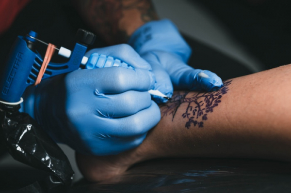 Odstranění tetování nemusí bolet! Nejčastější mýty a pověry, které kolují po internetu